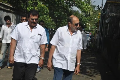 Tinu Anand and Sharat Saxena at Producer Surinder Kapoor funeral at Vile Parle in Mumbai