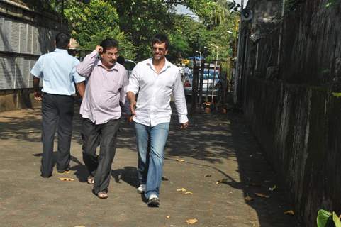 Javed Jaffrey at Producer Surinder Kapoor funeral at Vile Parle in Mumbai