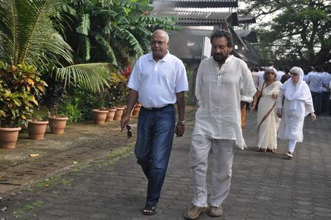 Celebs at Producer Surinder Kapoor funeral at Vile Parle in Mumbai