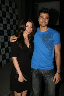 Hanif Hilal and Shama Sikander at Mikey Mc Cleary's THE BARTENDER music album launch at Blue Frog