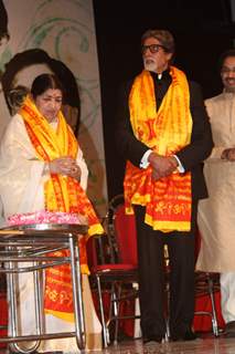 Amitabh Bachchan at Lata Mangeshkar birthday bash at Shanmukhanand Hall