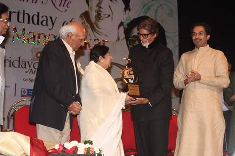 Yash Chopra and Big B at Lata Mangeshkar birthday bash at Shanmukhanand Hall