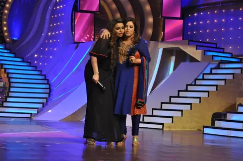 Farah Khan and Vaibhavi Merchant at the finale of Just Dance at Filmcity, Mumbai