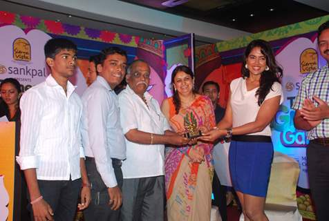 Sameera Reddy at Times Ganesha Awards ceremony at Prabhadevi. .