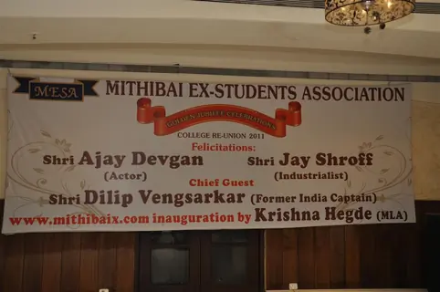 Ajay Devgan felicitated by Ex Mithibai College association headed by Krishna Hegde