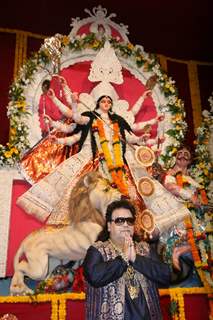 Bappi Lahiri at Sarbojanin Durga Puja Pandal in Mumbai