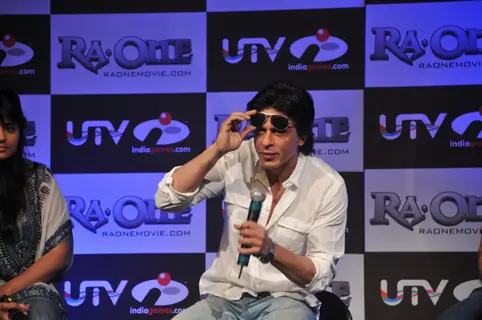 Shah Rukh Khan unveils the 'Ra.One' game at the Grand Hyatt