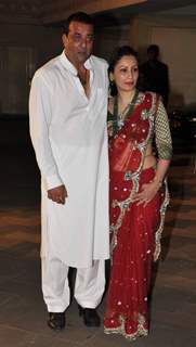 Sanjay Dutt's and Manyata grace Mata Ki Chowki in Bandra