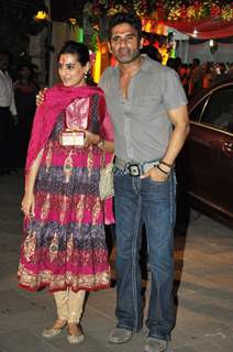 Suniel Shetty with wife grace Sanjay Dutt's Mata Ki Chowki in Bandra