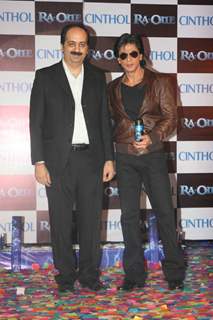 Shah Rukh Khan unveils Cinthol- Ra.one Deo