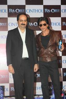 Shah Rukh Khan unveils Cinthol- Ra.one Deo