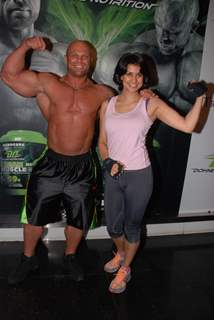 Gul Panag learns fitness tips from world champion Marius Dohne