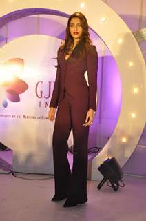 Sonam Kapoor unveils GJEPC new logo at Grand Hyatt, Mumbai