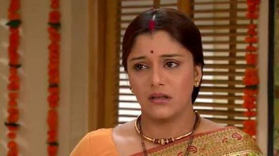 Kshitee Jog as Meeta in TV Show Navya