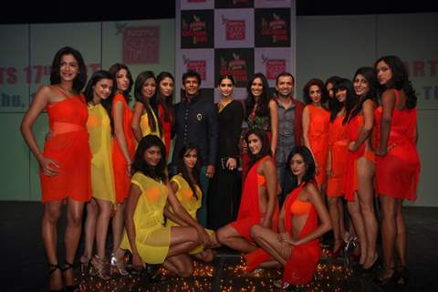 Sonam Kapoor, Milind Soman, Atul Kasbekar and Model Ujjwala Raut at Kingfisher Calendar Girl 2011 contest in Mumbai