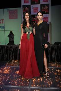 Sonam Kapoor and Model Ujjwala Raut at Kingfisher Calendar Girl 2011 contest in Mumbai