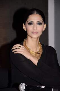 Sonam Kapoor at Kingfisher Modelhunt Flag-off event in Mehboob, Mumbai