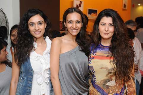 Dipannita Sharma with Sangeeta Bijlani at launched of Anita Dongre desert cafe - Schokolaade at Khar