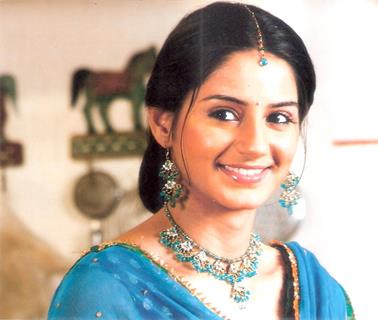 Tanvi Bhatia as Bela in Mitwa