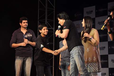 Shah Rukh Khan and Kareena Kapoor at playstation press meet at Inorbit Mall