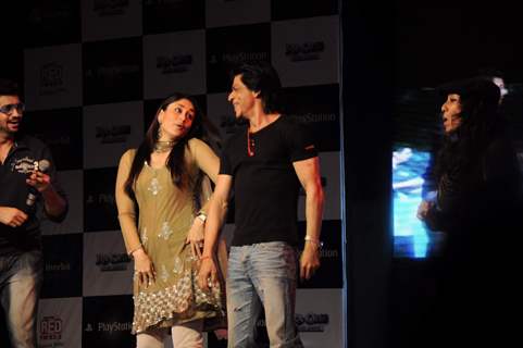 Shah Rukh Khan and Kareena Kapoor at playstation press meet at Inorbit Mall