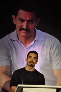 Aamir Khan at Star press meet.