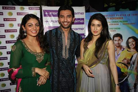 Chirag Paswan, Sagarika Ghatge and Neeru Bajwa celebrate Diwali with their film 'Miley Naa Miley Hum' at Fame Cinemas in Andheri, Mumbai
