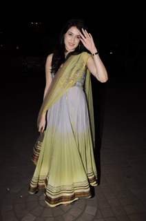 Sagarika Ghatge at Diwali celebrations to promote Miley Na Miley Hum at Fame