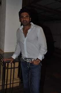 Suniel Shetty promote film Loot at Chatt Puja celebrations at Juhu, Mumbai