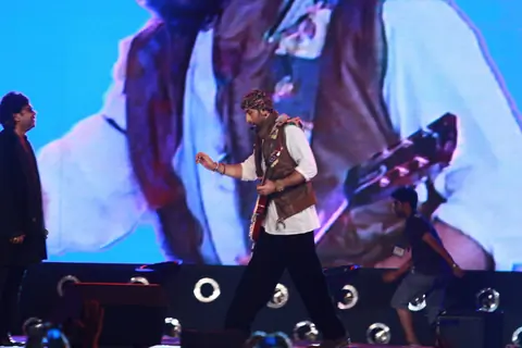 Ranbir Kapoor and A R Rahman rock at 'Rockstar' live concert at Bhavans Ground