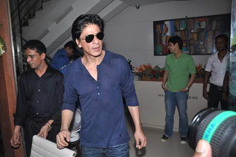 Shahrukh Khan celebrates birthday with media