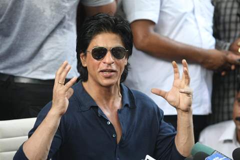 Shahrukh Khan celebrates birthday with media