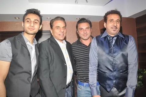 Sohail Khan and Dharmendra at Parvez Lakdawala's party
