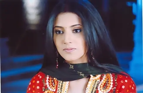 Additi Gupta as Heer