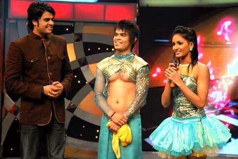 Shakti Mohan with Kunwar Amarjeet Singh in DID 2