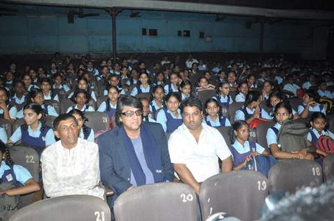 Mukesh Khanna celebrates Children Day and Golden Jubali Day promotion of Marathi film 'Ardha Gangu Ardha Gondya' with school children in Mumbai