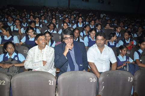 Mukesh Khanna celebrates Children Day and Golden Jubali Day promotion of Marathi film 'Ardha Gangu Ardha Gondya' with school children in Mumbai