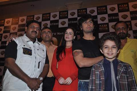 Sohan Roy with Linda Arsenio, Sonu Niigam and Rajit Kapoor at press meet of 3D movie 'Dam 999' in Mu