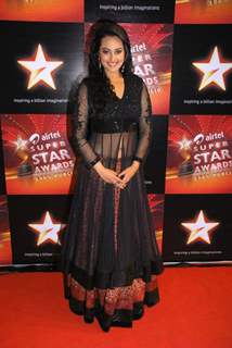 Sonakshi Sinha at Super Star Awards in Yashraj
