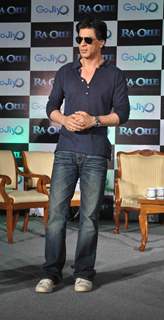 Shah Rukh Khan at GoJiyo event spreading happiness with his laser beamed H.A.R.T! at Hotel Taj Lands End in Bandra, Mumbai