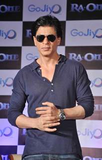 Shah Rukh Khan at GoJiyo event spreading happiness with his laser beamed H.A.R.T! at Hotel Taj Lands End in Bandra, Mumbai