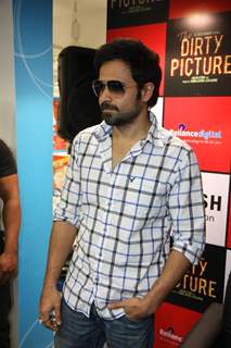 Emraan Hashmi promotes his film 'The Dirty Picture' at Reliance Digital Stores in Mumbai