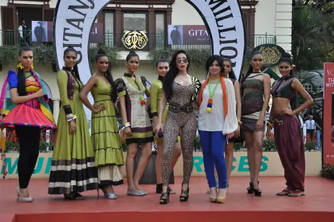 Models at Gitanjali Juvenile Million Race at Mahalaxmi Race Course in Mumbai