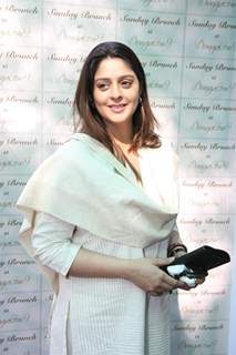 Nagma grace Sunday Brunch at Bungalow 9 in Mumbai