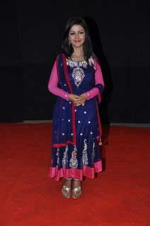 Keerti Nagpure at Red Carpet of Golden Petal Awards By Colors in Filmcity, Mumbai