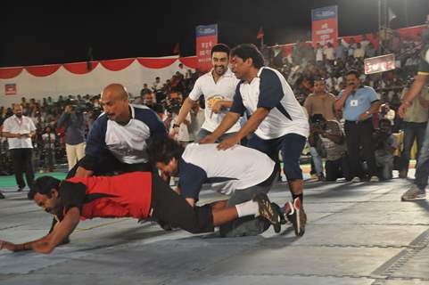 Mahesh Manjrekar, Ashish Chowdhry and Johny Lever grace National Kabaddi championship at Dadar, Mumb