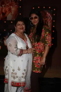 Vidya Balan with Saroj Khan on the sets of Nachle Ve