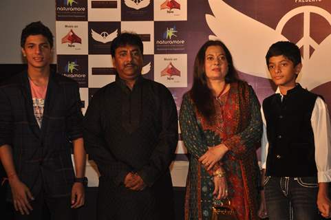 Vijeta Pandit with sons at launch of Aadesh Shrivastav's album based on 26/11 at Cinemax