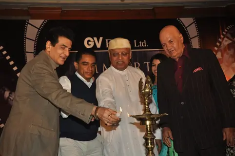 Jeetendra, Prem Chopra lit a diya at Immortal event at the JW Marriott