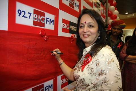 Smita Thackarey at 92.7 BIG FM on the occasion of World Aids Day, Mumbai